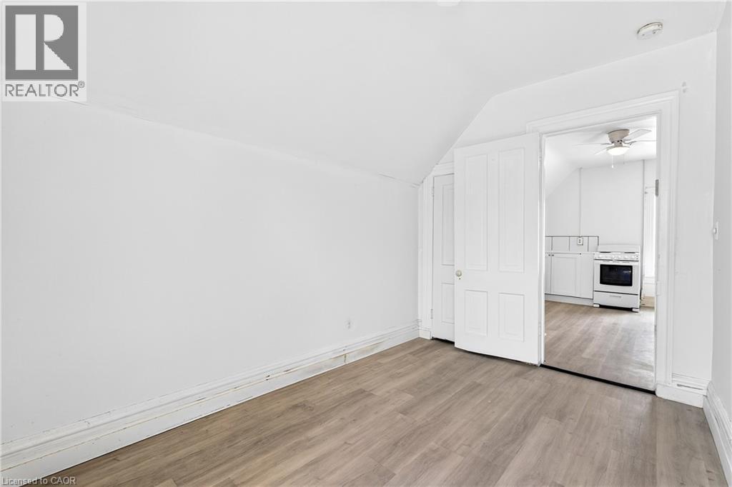 15 Warnock Street Unit# Upper Property Photo 10