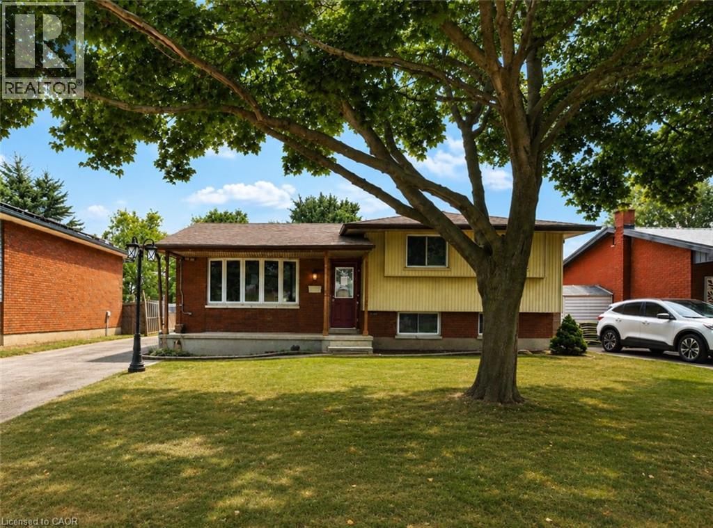 37 EBURY Crescent