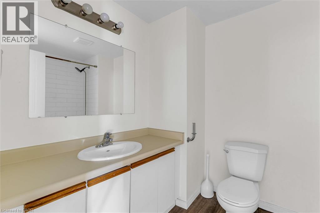 16 Crystal Court Property Photo 11