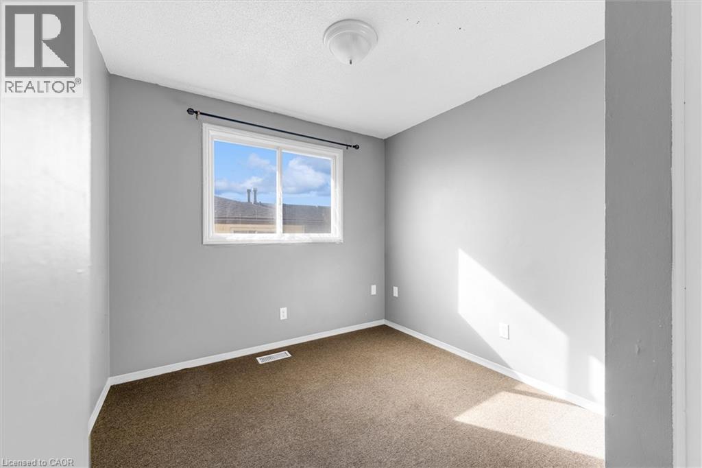 16 Crystal Court Property Photo 14