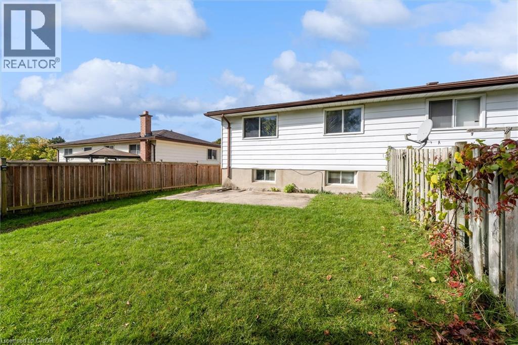 16 Crystal Court Property Photo 25