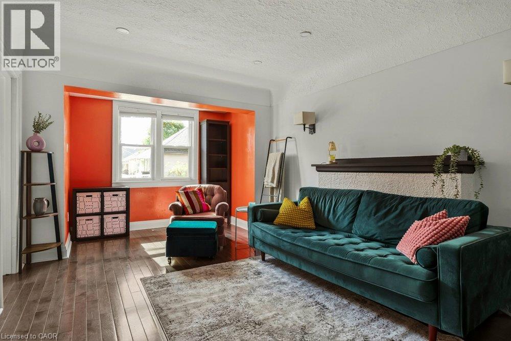 65 Edinburgh Avenue Property Photo 5