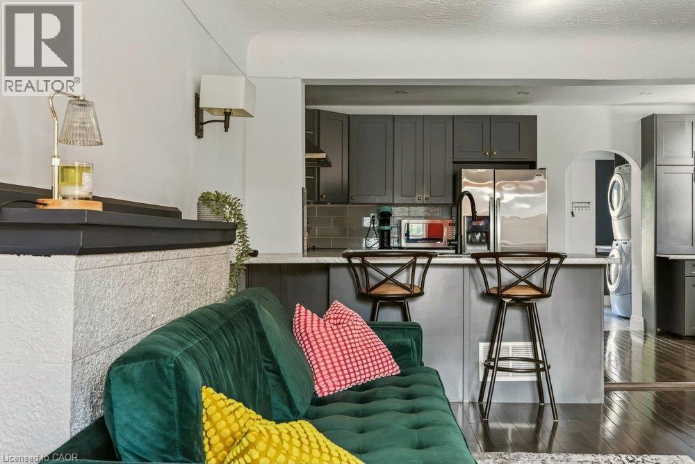 65 Edinburgh Avenue Property Photo 8