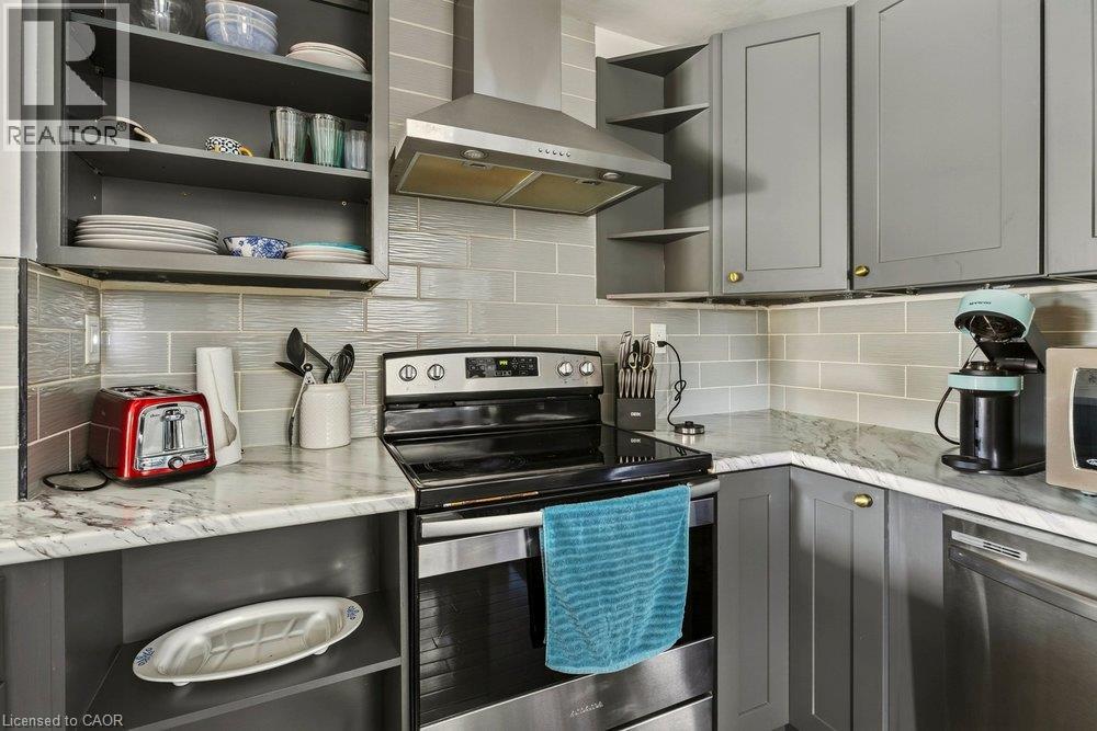 65 Edinburgh Avenue Property Photo 21