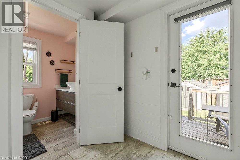 65 Edinburgh Avenue Property Photo 24