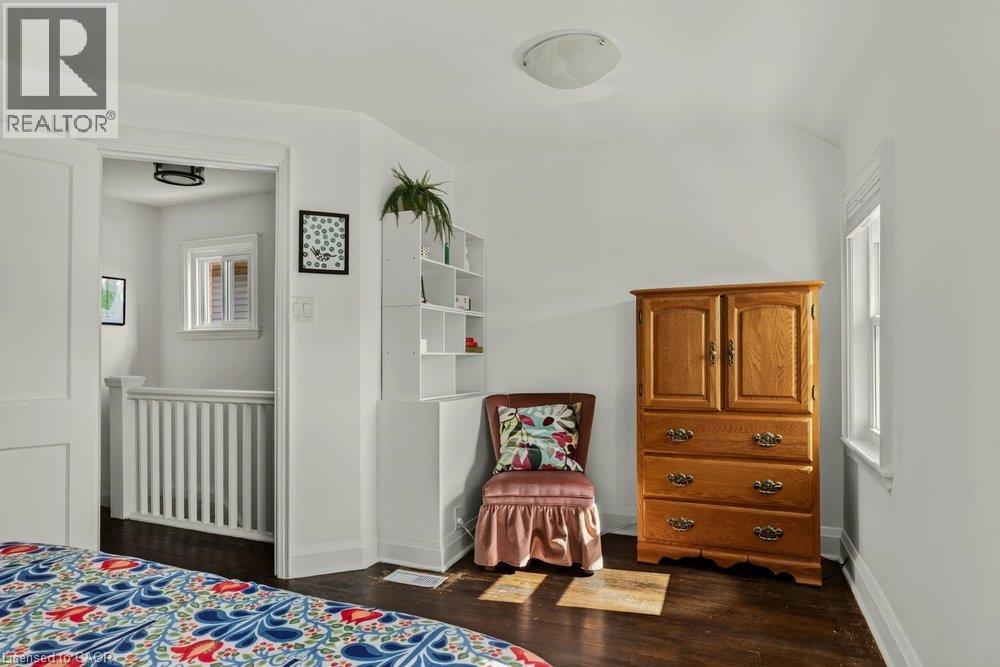 65 Edinburgh Avenue Property Photo 35