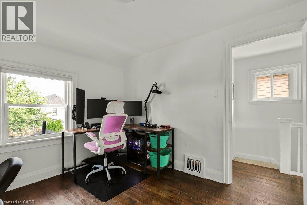 65 Edinburgh Avenue Property Photo 39