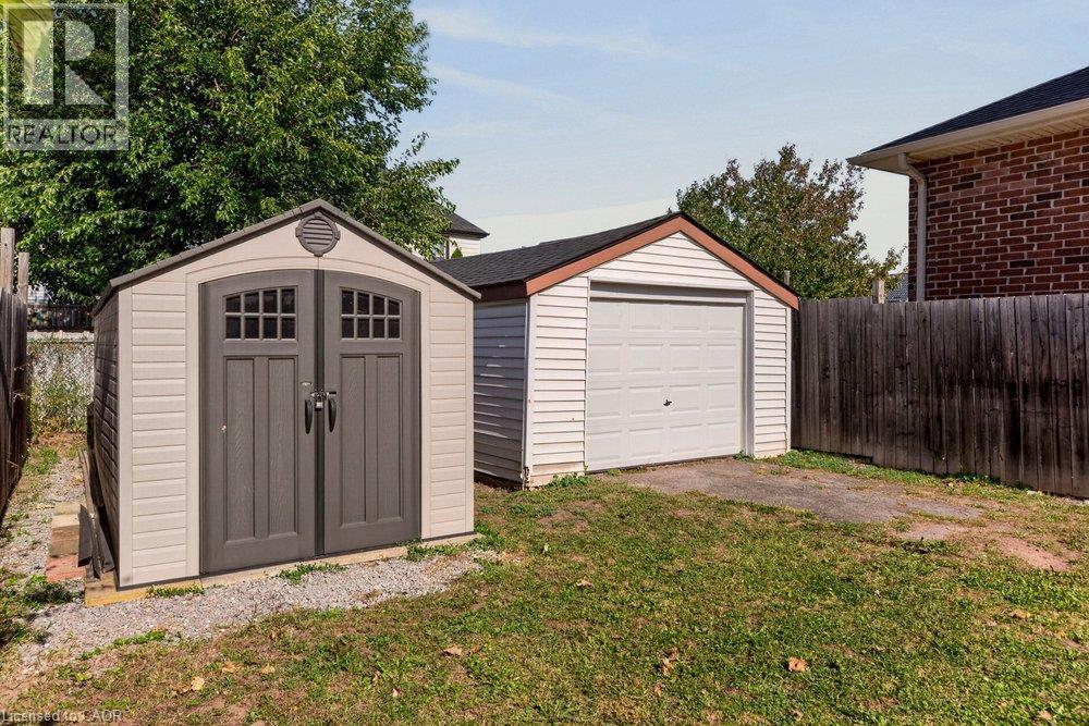 65 Edinburgh Avenue Property Photo 47