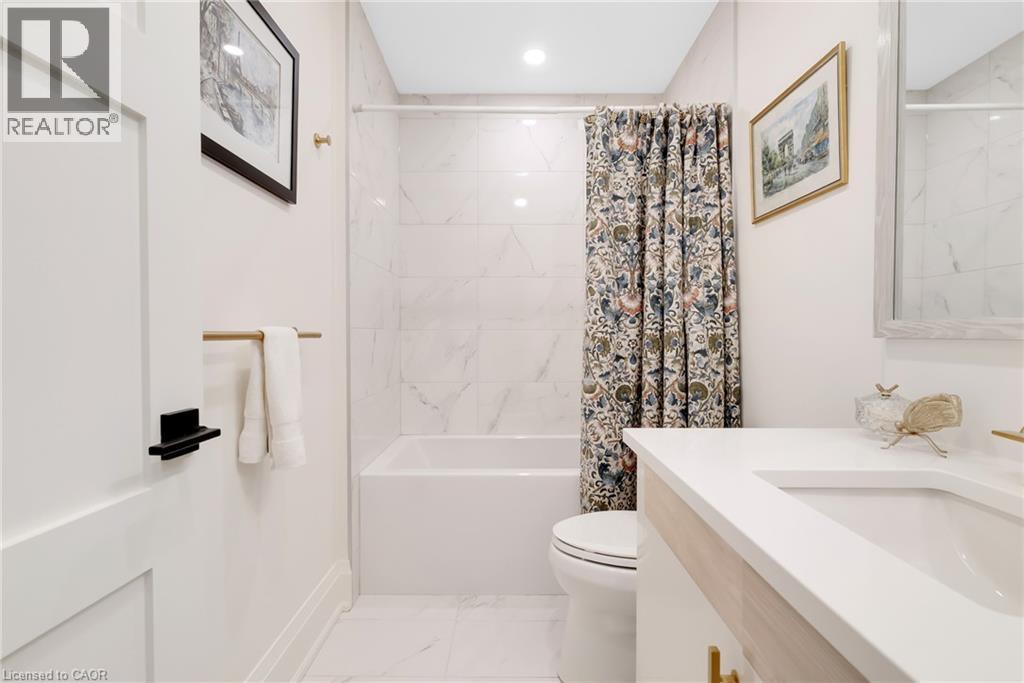 6523 Wellington 7 Road Unit# 322 Property Photo 32