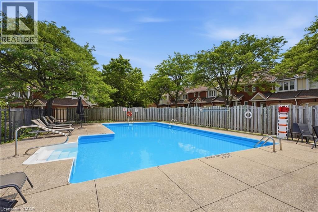525 Beechwood Drive Unit# 31 Property Photo 44