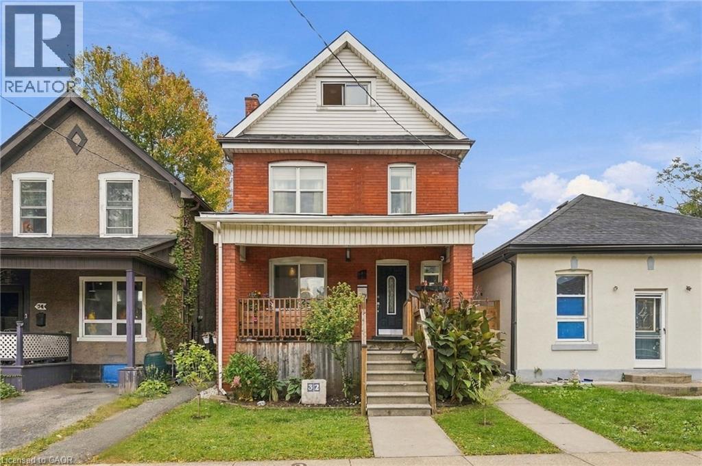 32 Oak Avenue Property Photo 1