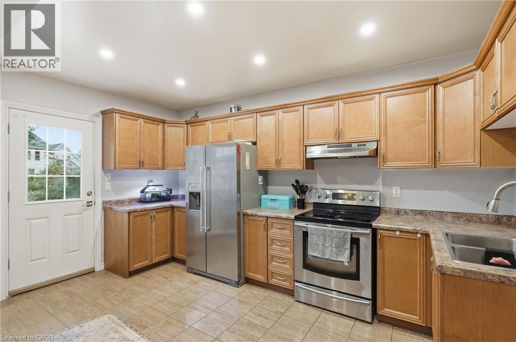 32 Oak Avenue Property Photo 17