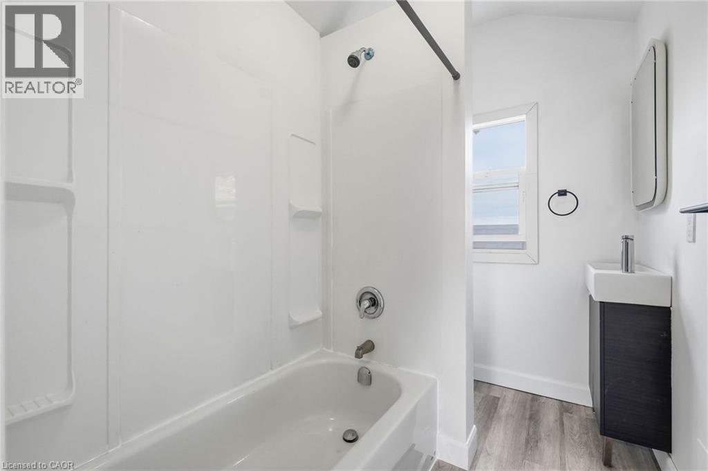 32 Oak Avenue Property Photo 32