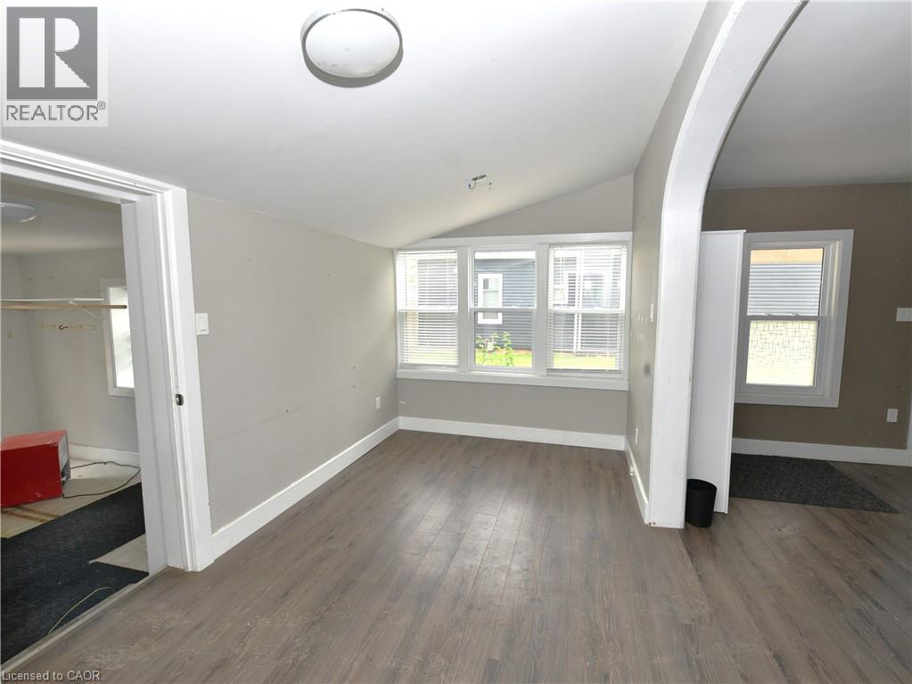 10 Meda Street Property Photo 9