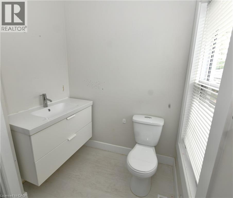 10 Meda Street Property Photo 20