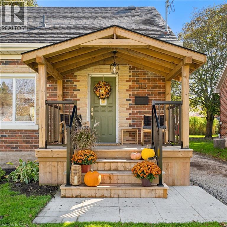 113 Adelaide Street Property Photo 8