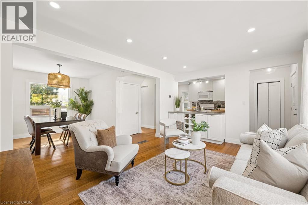 113 Adelaide Street Property Photo 11