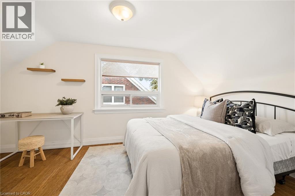 113 Adelaide Street Property Photo 27