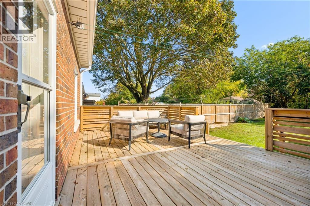 113 Adelaide Street Property Photo 32