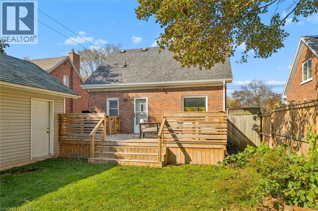 113 Adelaide Street Property Photo 37
