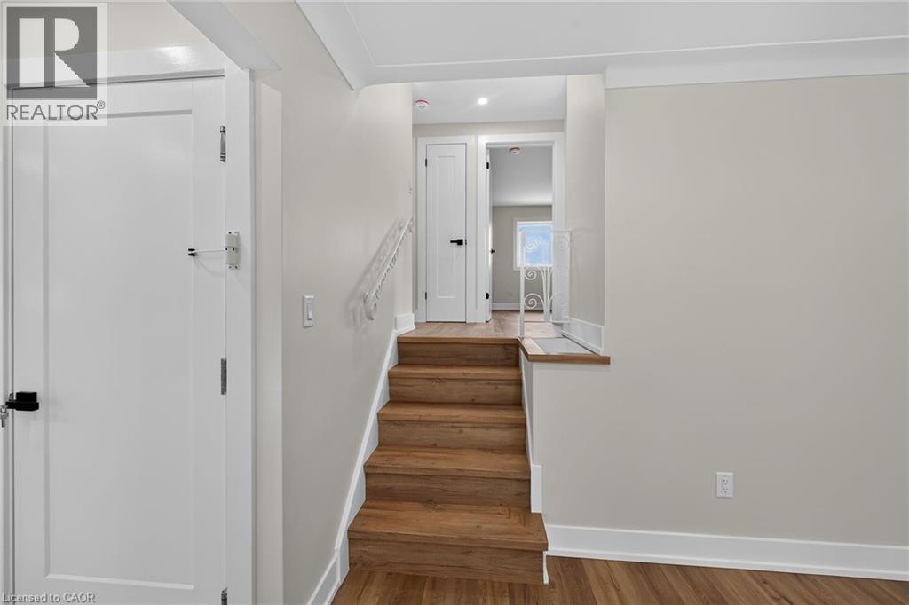 331 East 17th Street Property Photo 18