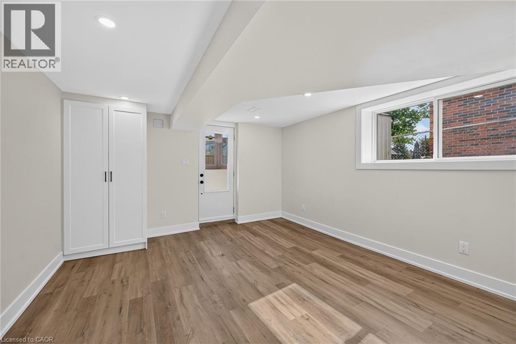 331 East 17th Street Property Photo 32