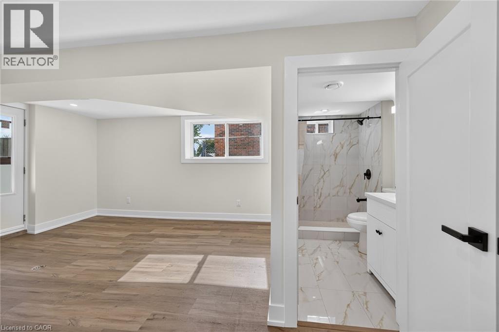 331 East 17th Street Property Photo 34
