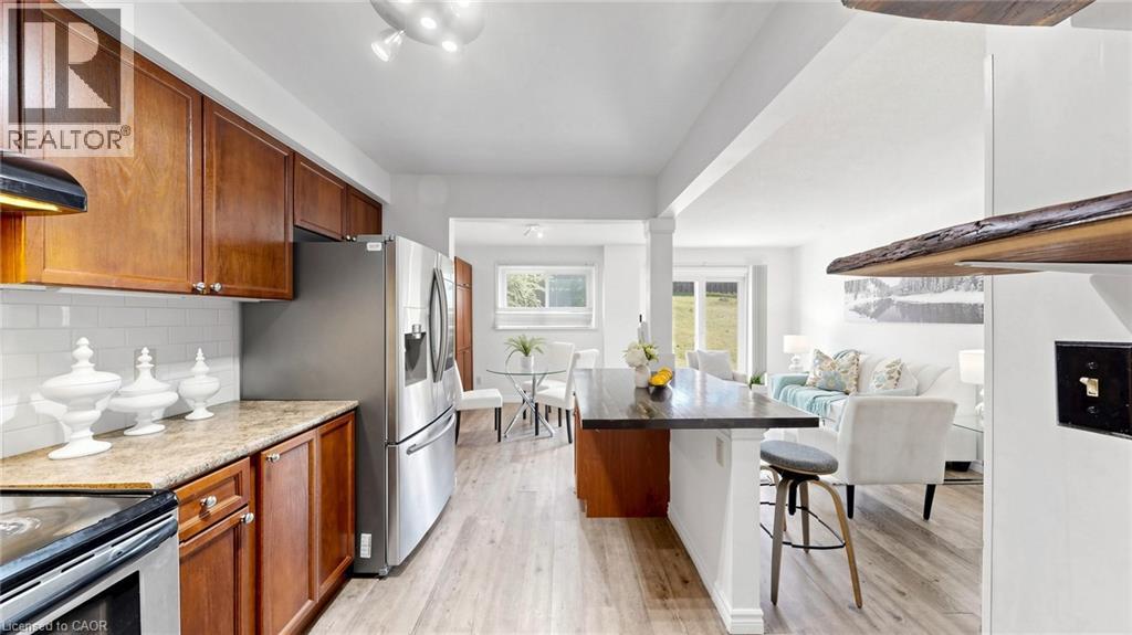 304 Bluevale Street Unit# B Property Photo 11