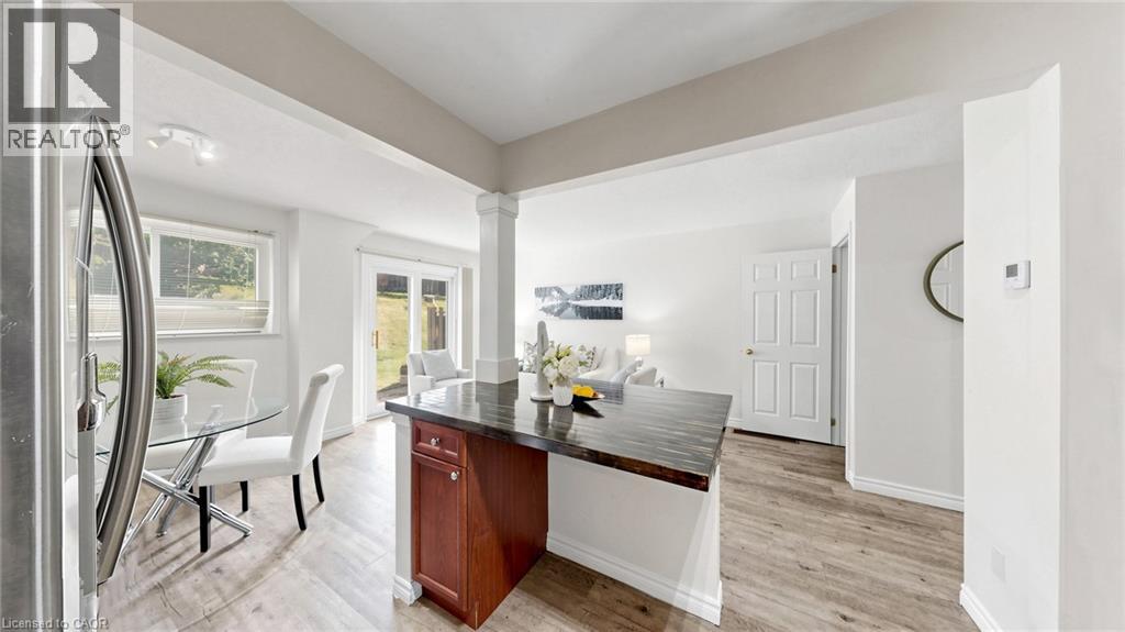 304 Bluevale Street Unit# B Property Photo 13