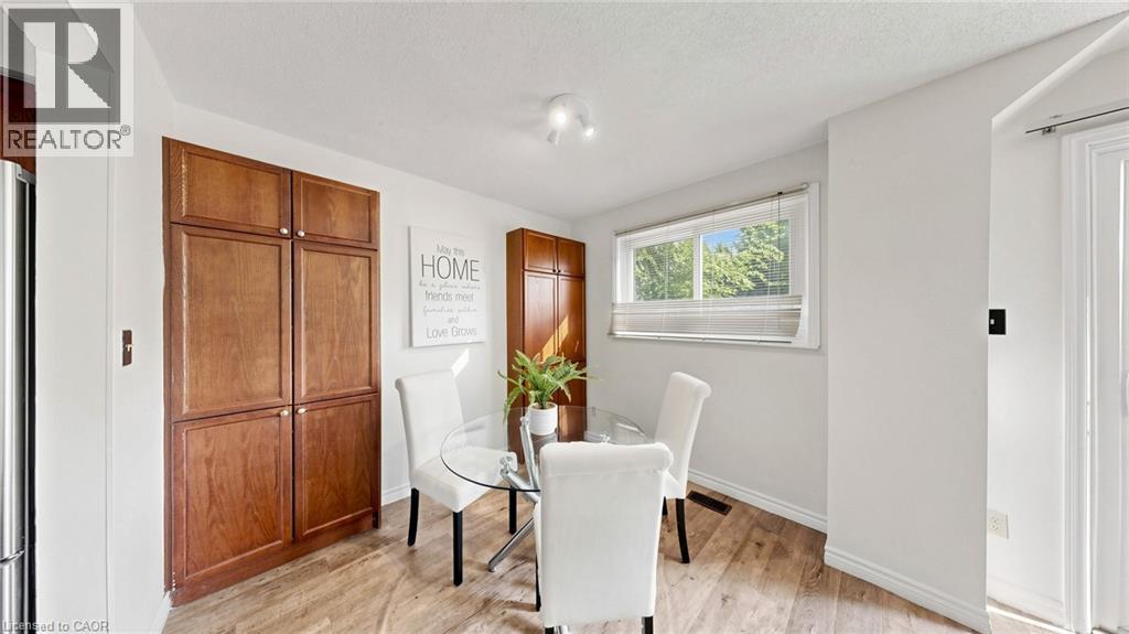 304 Bluevale Street Unit# B Property Photo 16