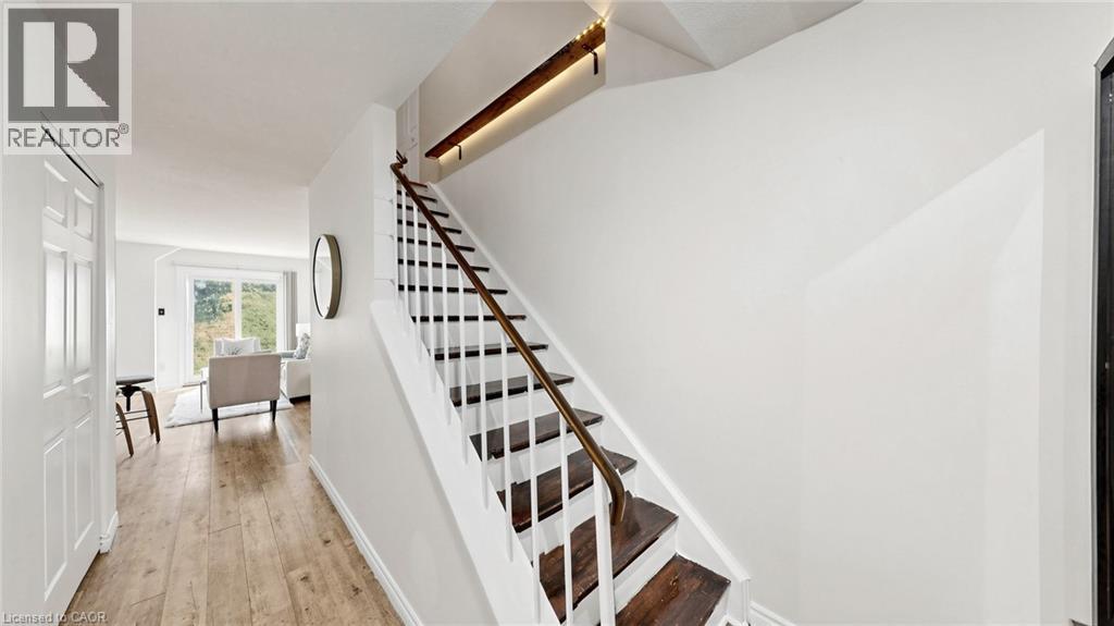 304 Bluevale Street Unit# B Property Photo 21