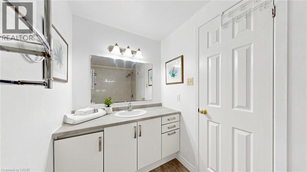 304 Bluevale Street Unit# B Property Photo 31