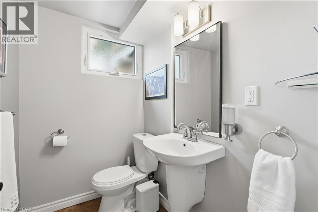 826 Millgrove Side Road Property Photo 37
