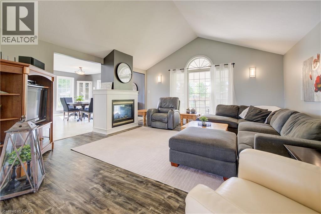 540 Sligo Road W Property Photo 8
