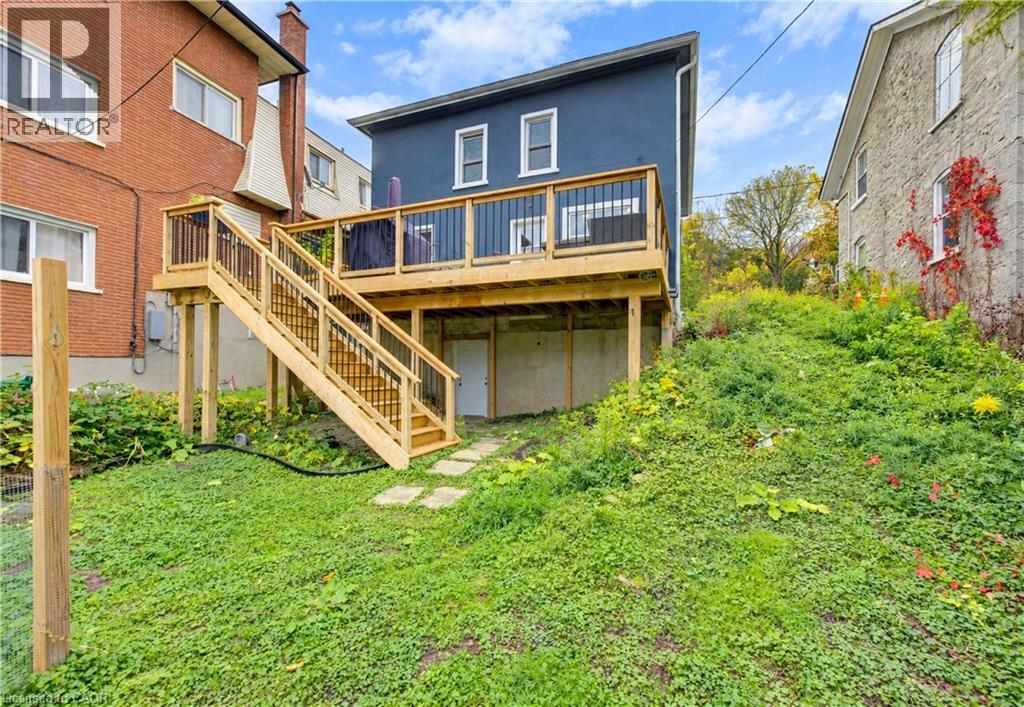 55 Queen Street W Property Photo 38