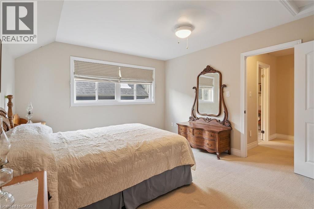 15 Breakwater Court Property Photo 34