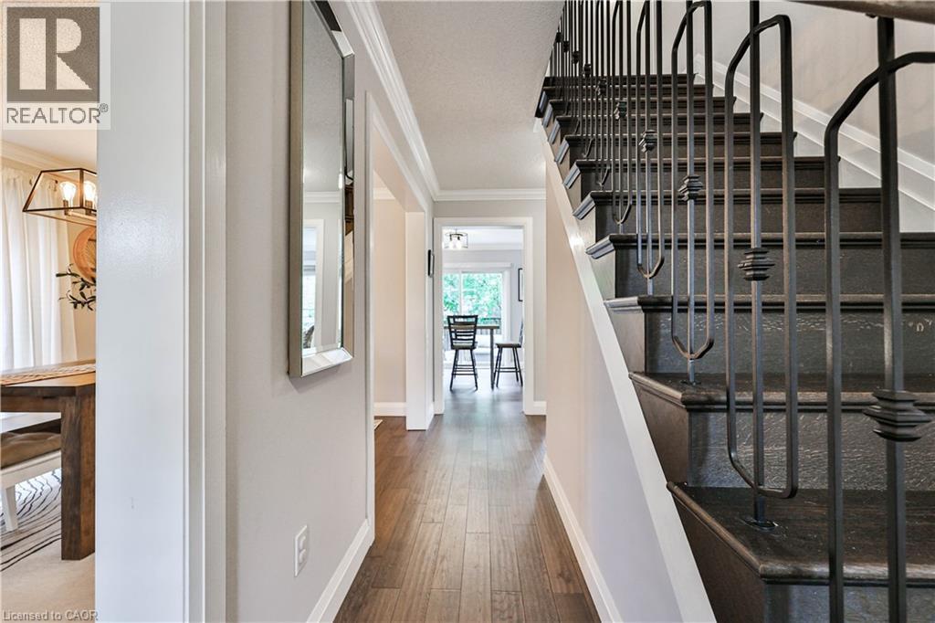 2387 Lionstone Drive Property Photo 4