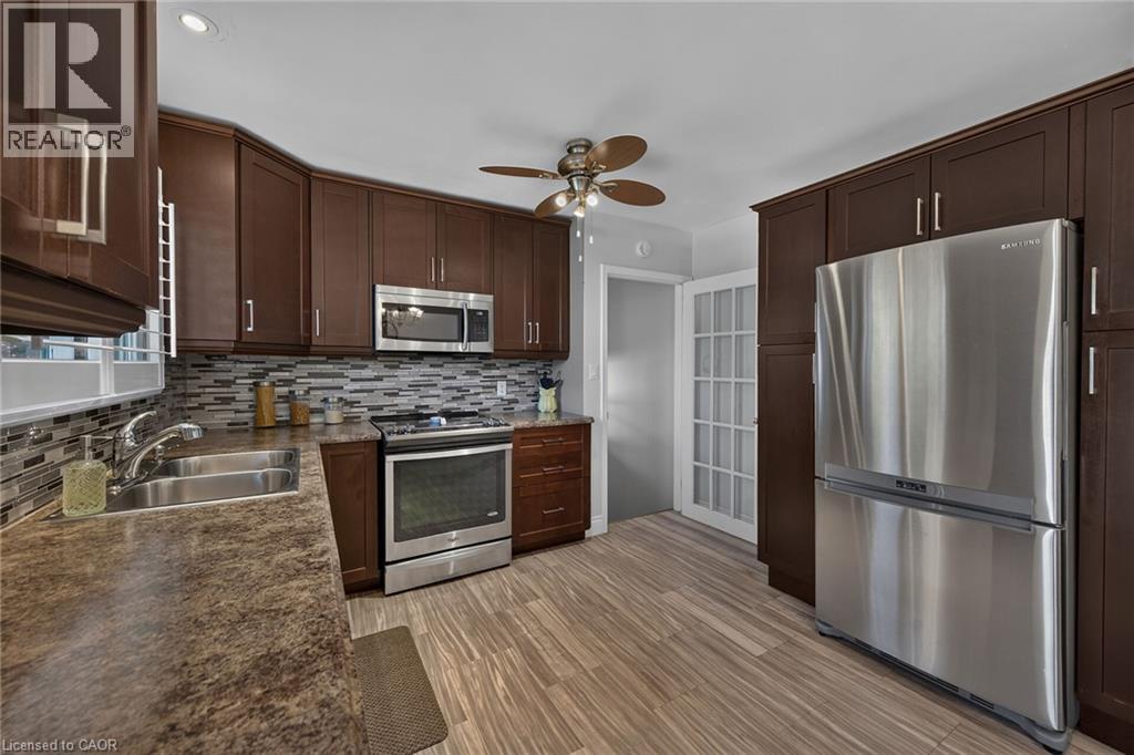 17 Tranquility Street Property Photo 15