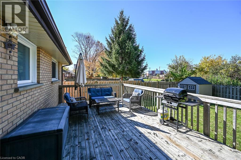 17 Tranquility Street Property Photo 38