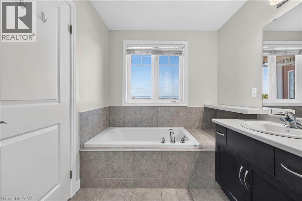 8 Lakelawn Road Unit# 22 Property Photo 37