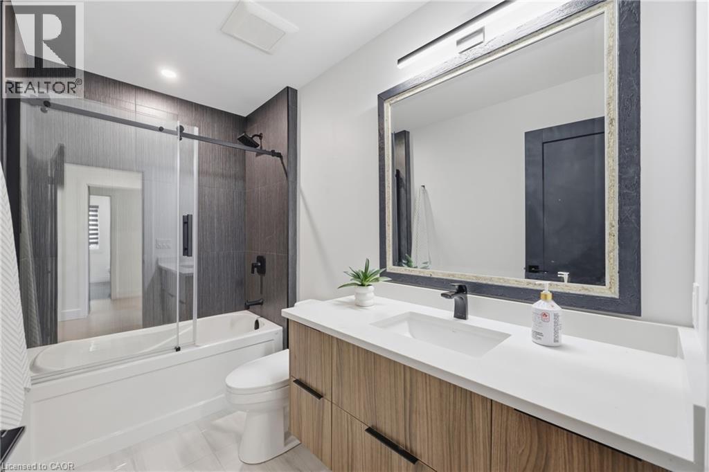 14 Bergenstein Crescent Property Photo 33