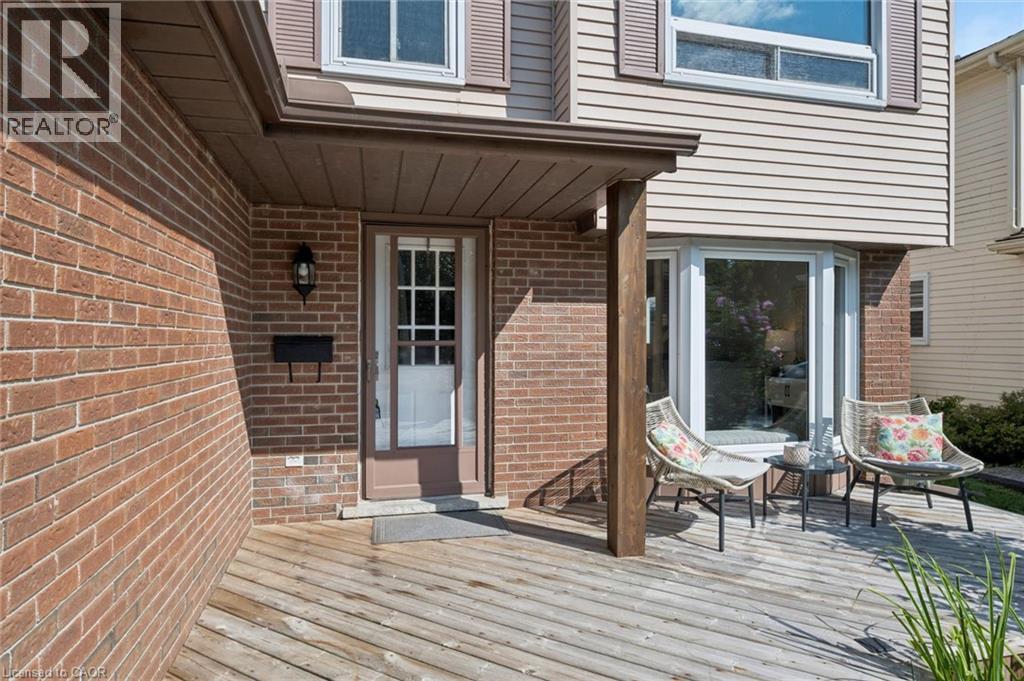 54 Royal Orchard Place Property Photo 4