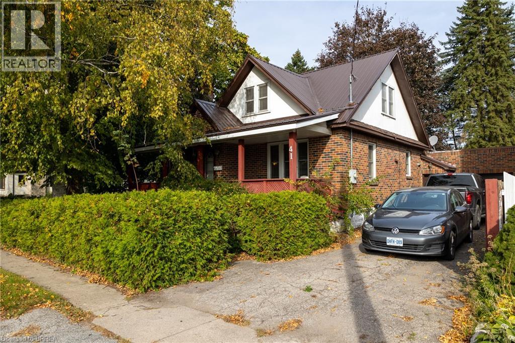 41 Church Street E Property Photo 2