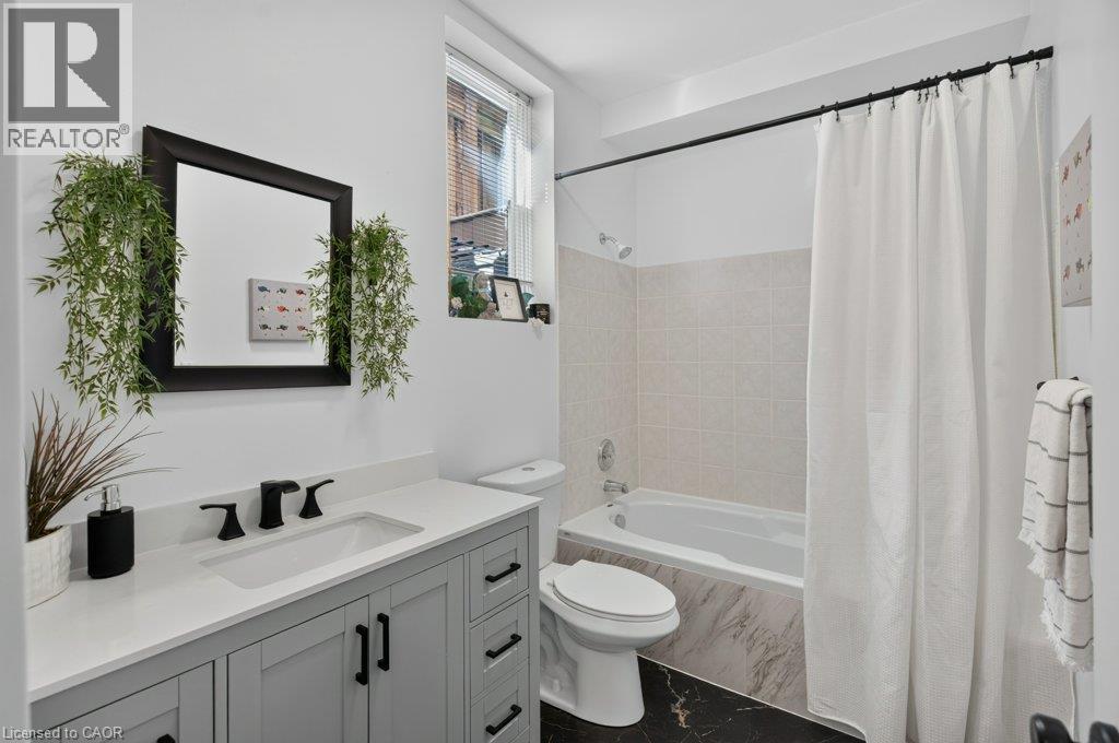 447 Golf Links Road Property Photo 40