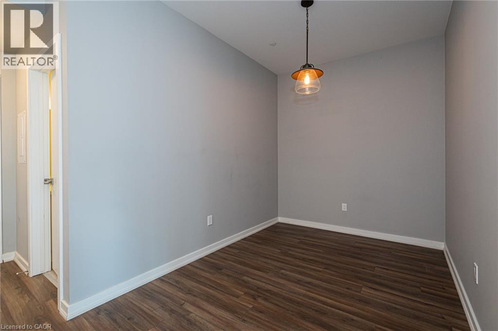 690 King Street W Unit# 118 Property Photo 4