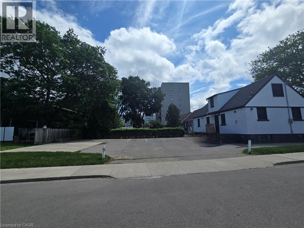 531 Queenston Road Unit# 2 Property Photo 7