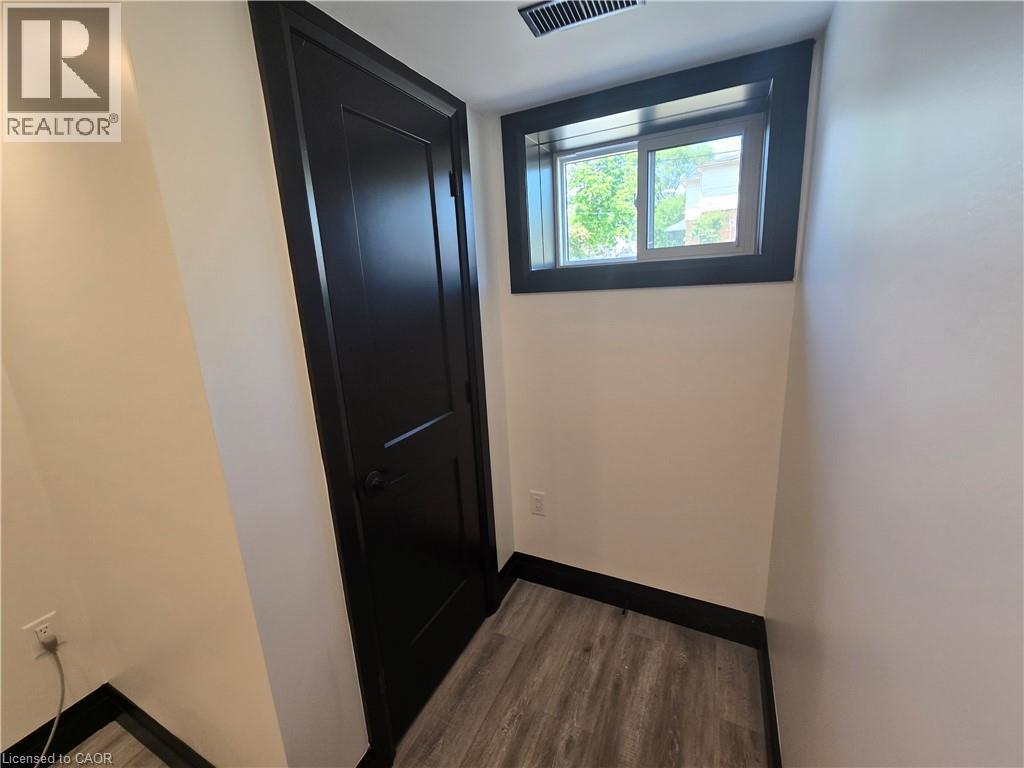 531 Queenston Road Unit# 2 Property Photo 16