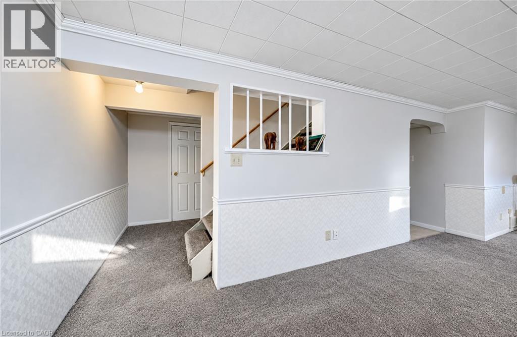 582 Grand Valley Drive Property Photo 12