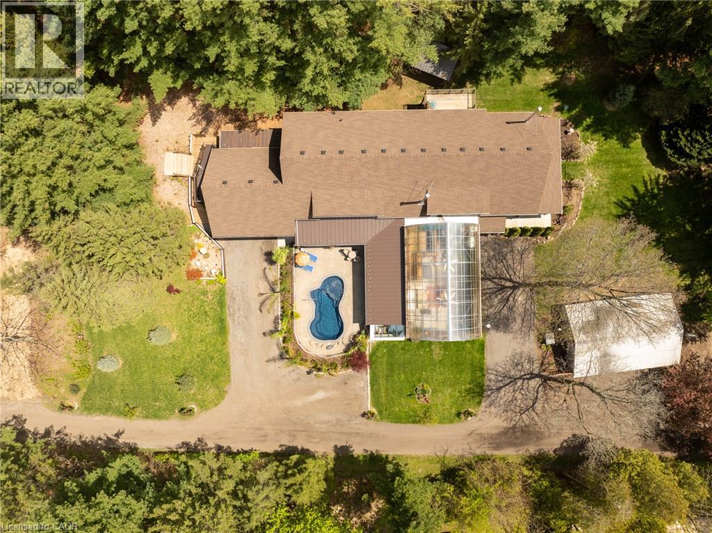 573 Canboro Road Property Photo 2