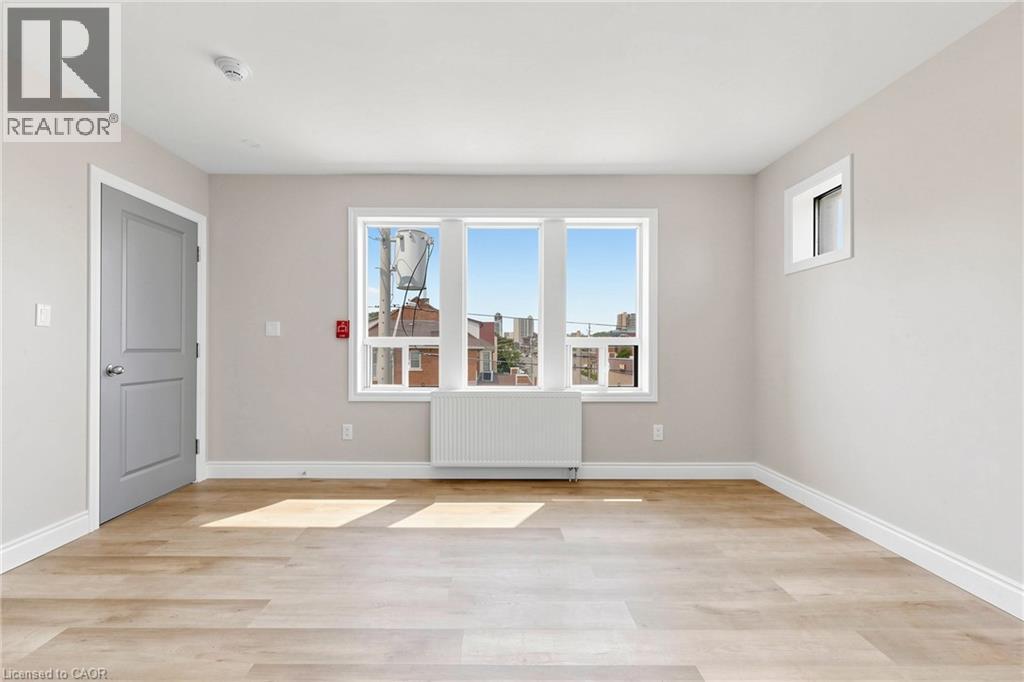 71 Sanford Avenue S Unit# Unit 8 Property Photo 2